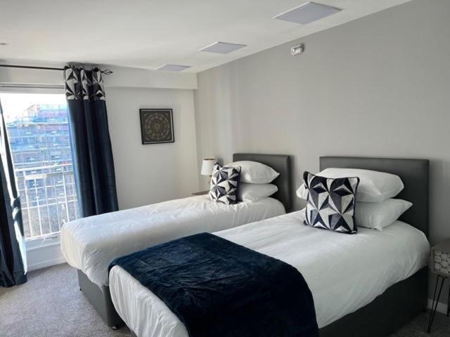 Modern & Spacious 2 Bed Merchant City Apart-High St Глазгоу Екстериор снимка